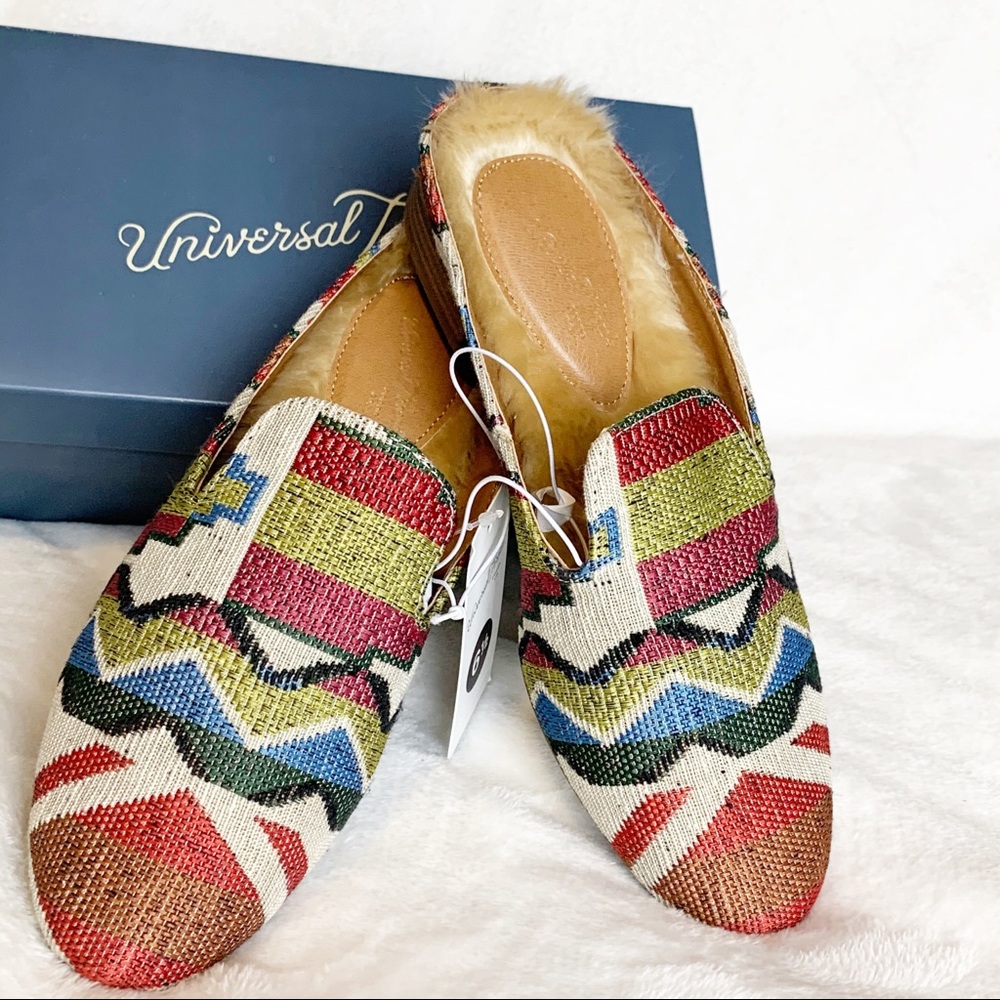 Universal Threads Synthia Faux Fur Lined Mules 6.5